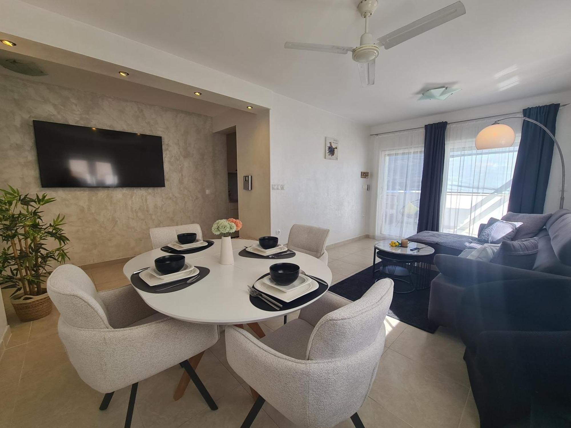 Modern Apartment Near The Sea-Mise Trogir Bagian luar foto