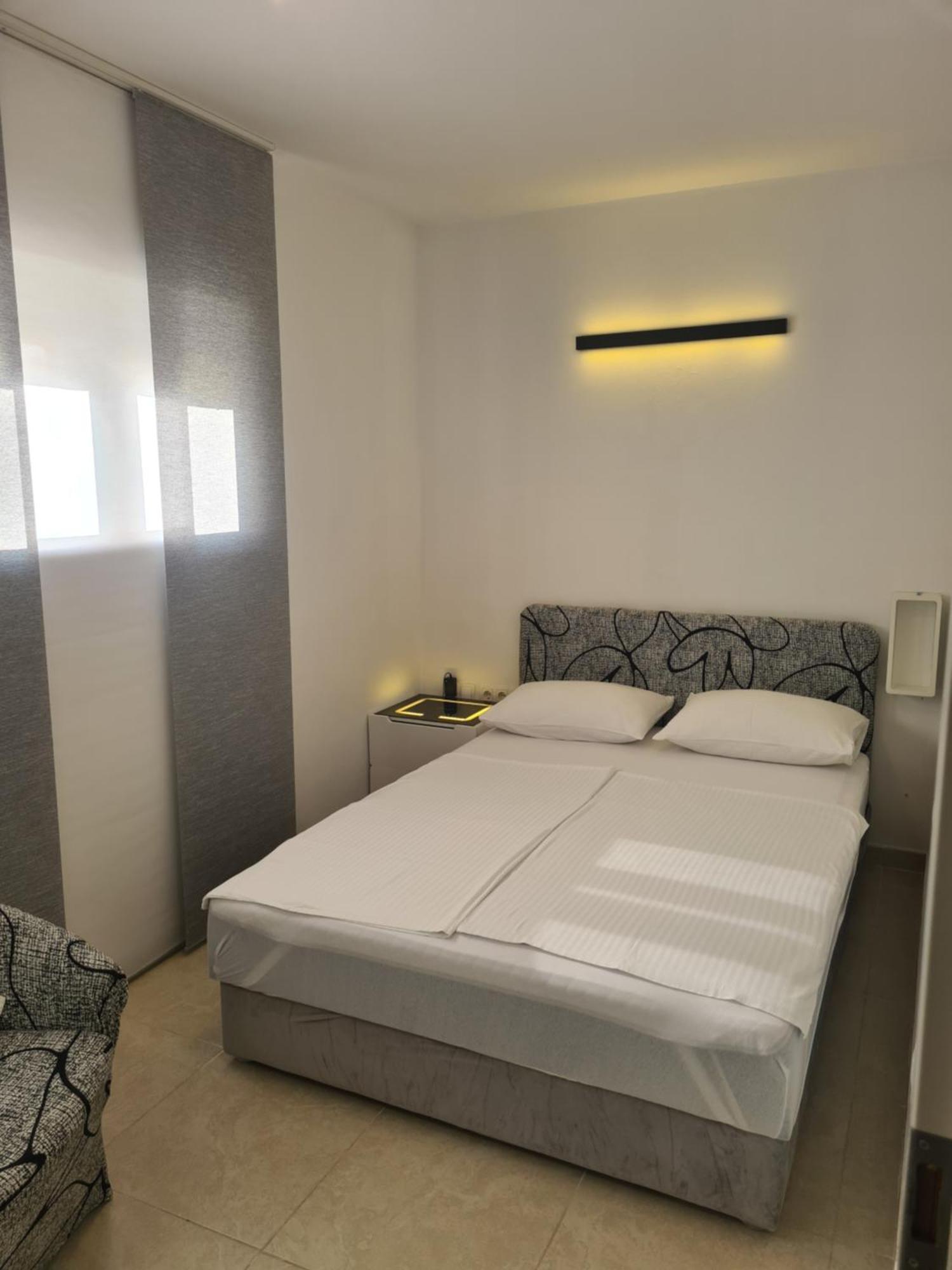 Modern Apartment Near The Sea-Mise Trogir Bagian luar foto