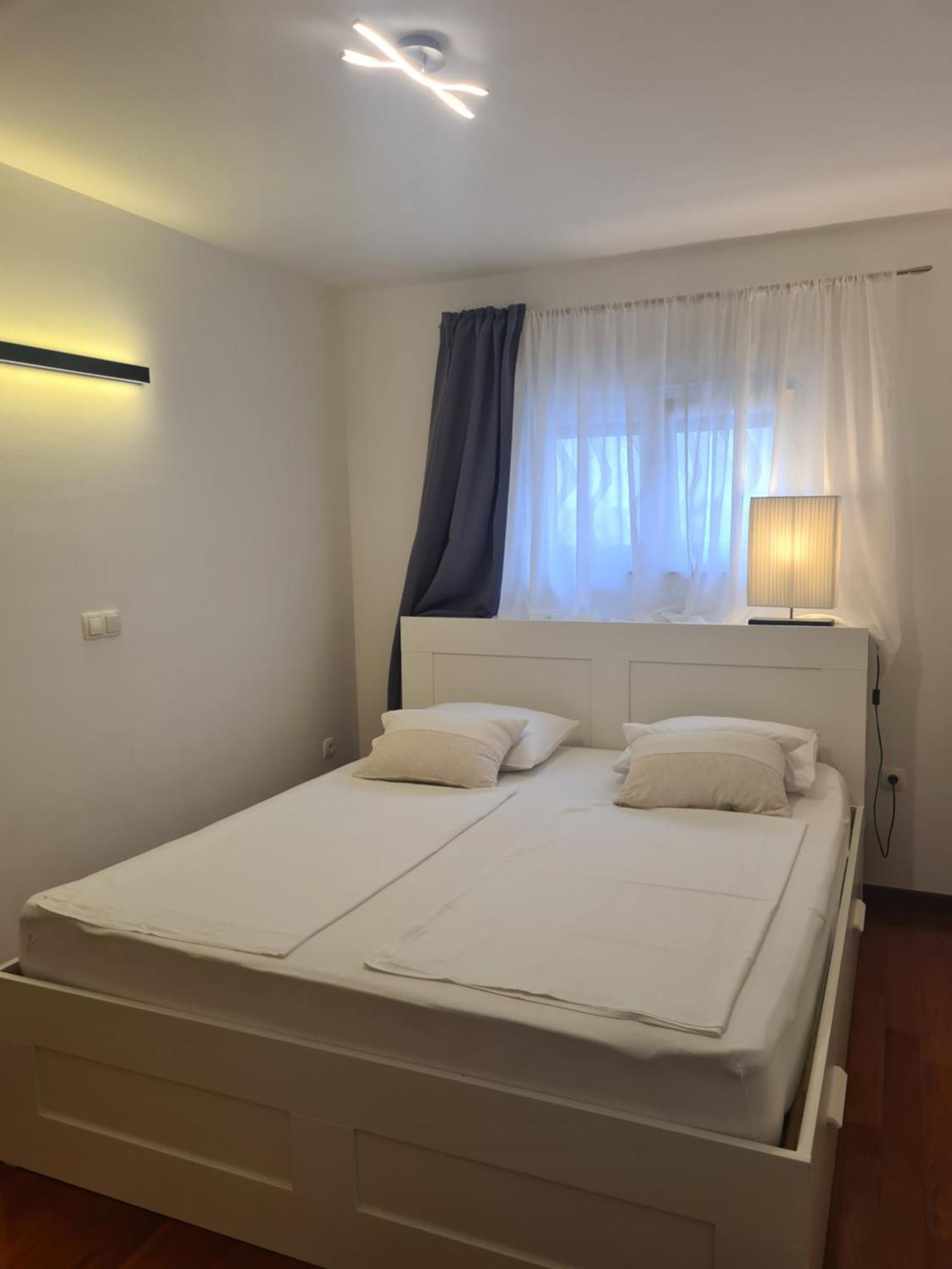 Modern Apartment Near The Sea-Mise Trogir Bagian luar foto