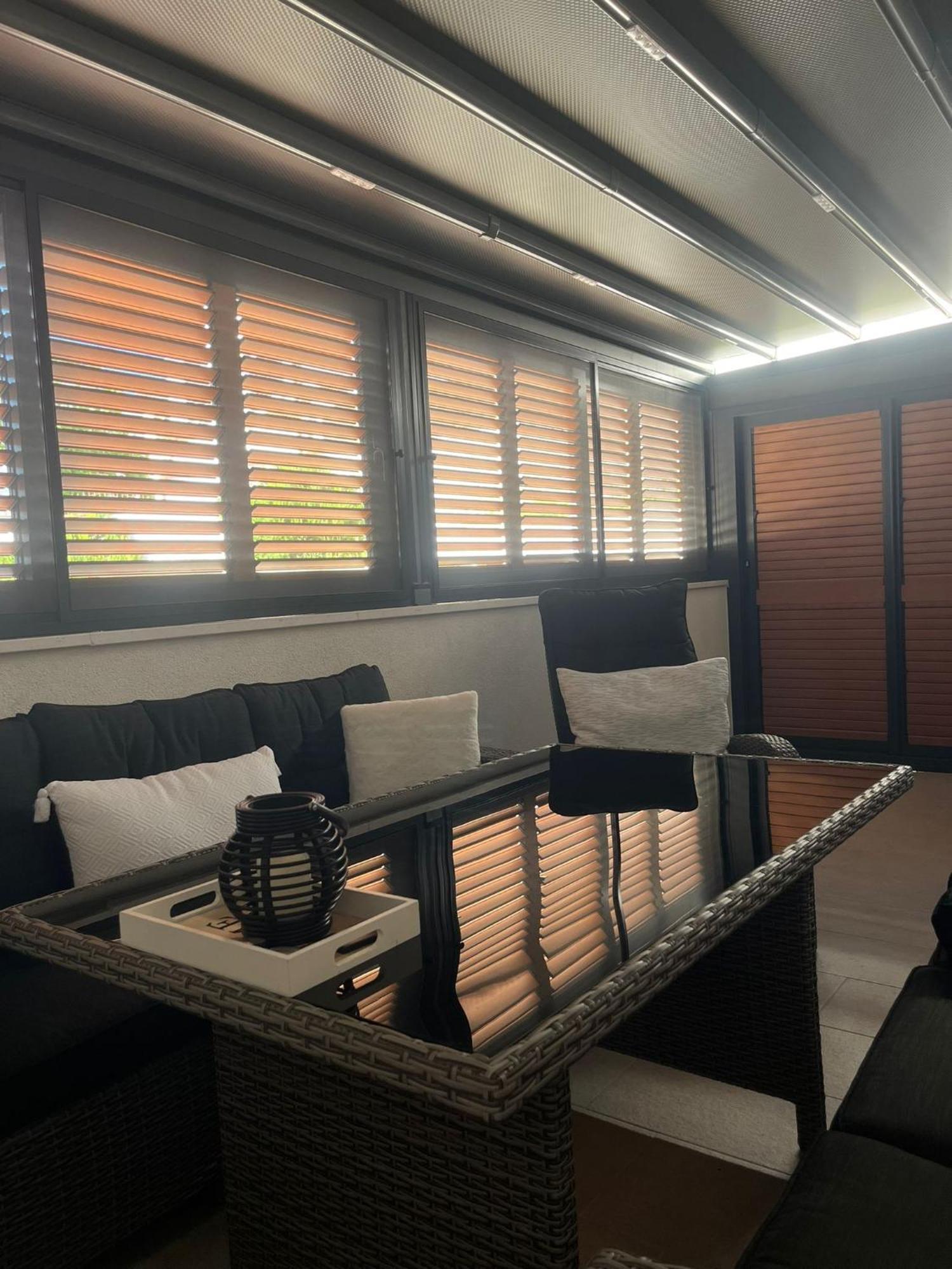 Modern Apartment Near The Sea-Mise Trogir Bagian luar foto